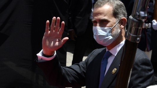 El rey Felipe VI de España en cuarentena luego de un contacto estrecho con un caso positivo de coronavirus
