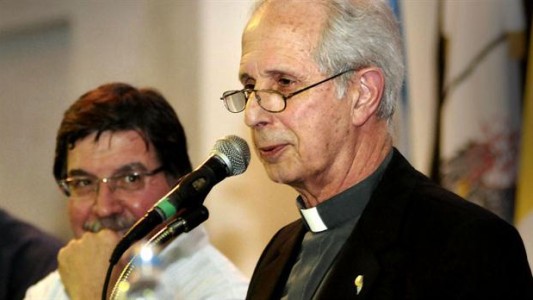 "El aborto será dramático": monseñor Poli pidió a senadores que voten en contra