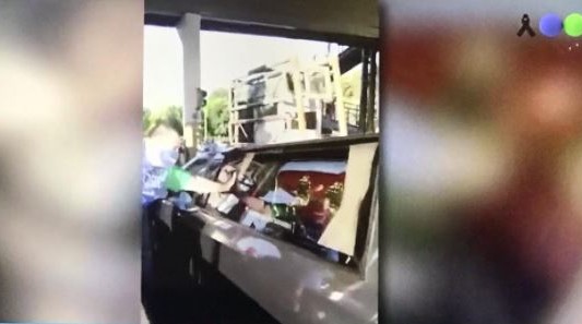 El último viaje de Maradona, con la veneración de su pueblo: habló el hincha que más cerca llegó