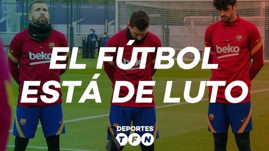 Barcelona y Boca homenajearon a Diego Maradona