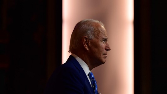 Biden sufrió una fractura cuando jugaba con su perro
