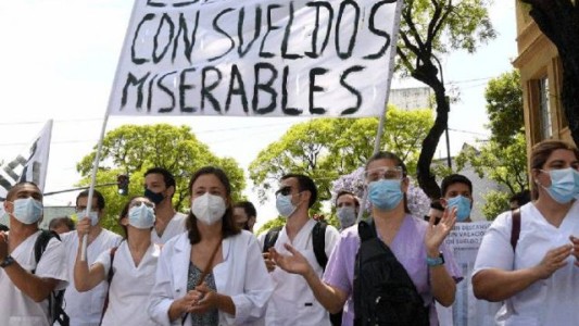 La marcha por el Día del Médico en la que murió el jefe de obstetricia del Ramos Mejía