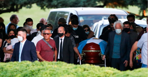 Ya arrancaron las demandas por la herencia de Diego Maradona