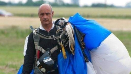 Esperanza: falleció un paracaidista al caer a metros de la ruta 70