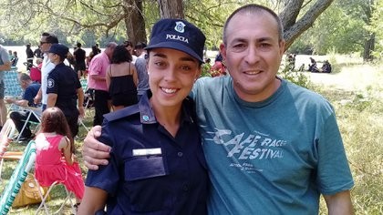 El desgarrador testimonio del padre de la chica que se quitó la vida tras que su ex pareja difundiera videos íntimos