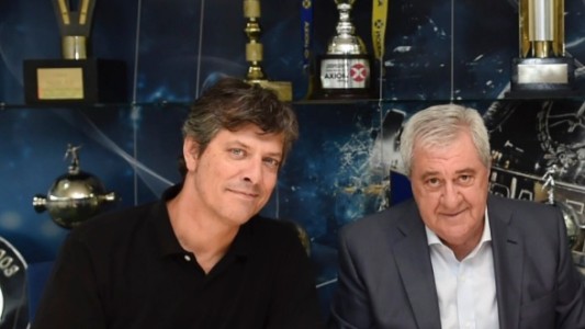 Pergolini disparó contra al VAR: "Tendrán preferencia por los colores rojo y blanco"