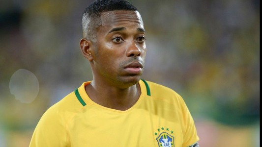 Confirman condena a Robinho a 9 años de prisión por violación grupal