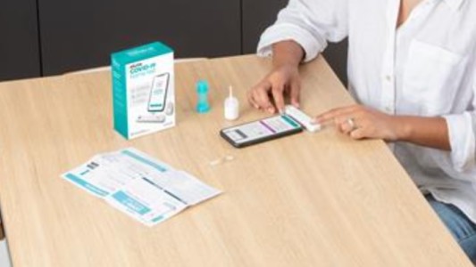 Coronavirus: autorizan el primer autotest rápido sin prescripción en Estados Unidos