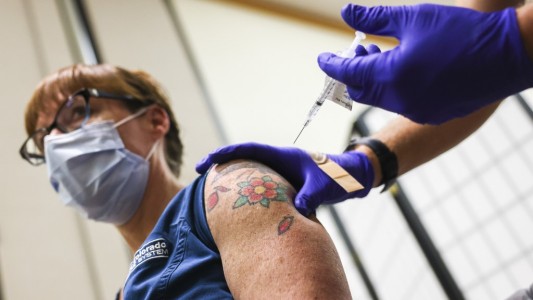 Coronavirus: Chile aprueba la vacuna de Pfizer para mayores de 16 años