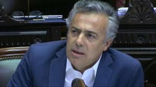 Cornejo presentó un pedido en Diputados para que González Garcia explique la situación de las vacunas