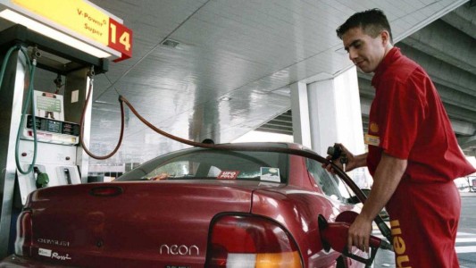 En línea con YPF, Shell y Puma también aumentaron 4,5% los combustibles