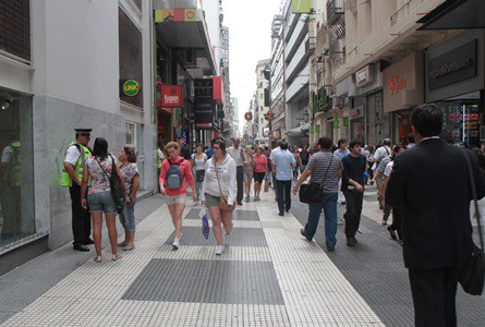 Jueves ventoso, agradable a la tarde con máxima de 25 grados