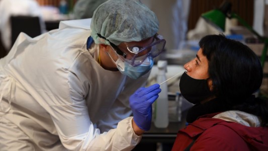 España preocupada por un nuevo repunte del coronavirus a las puertas de Navidad