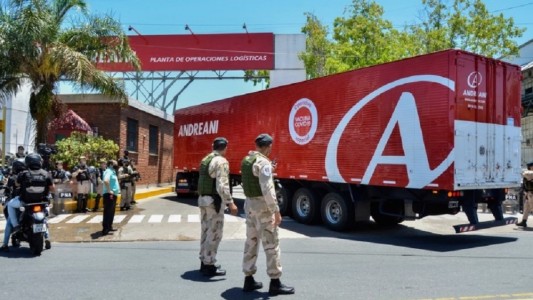 Comenzó la distribución de las vacunas a todo el país
