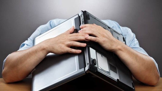 Duras críticas: para "probar" a sus empleados, una compañía les mandó un falso bono de Navidad