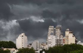 Alerta amarilla por tormentas fuertes con ráfagas en el Conurbano