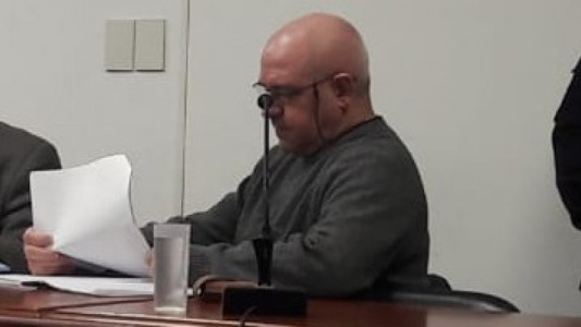 Condenaron a siete años de prisión a un excomisario por abuso sexual continuado a una adolescente