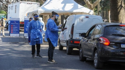 Seis provincias con nuevas restricciones: toques de queda, control de accesos y cambios de fase