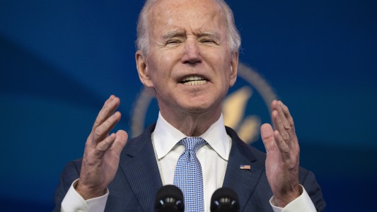 Joe Biden sobre los incidentes en el Capitolio: "Nuestra democracia está bajo un ataque inédito"