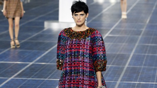 La modelo Stella Tennant se quitó la vida, reveló su familia: "No se sintió capaz de continuar"