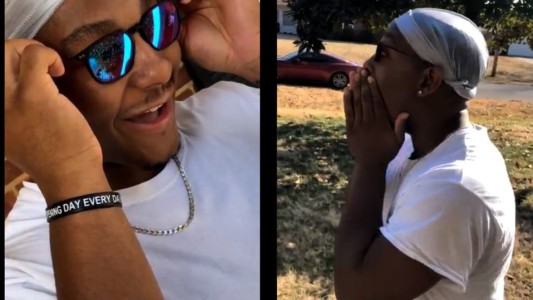 Video: la reacción de un joven daltónico al ver los colores por primera vez