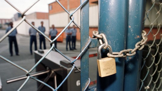 Según Bolsonaro, Ford se va de Brasil porque "quiere subsidios"