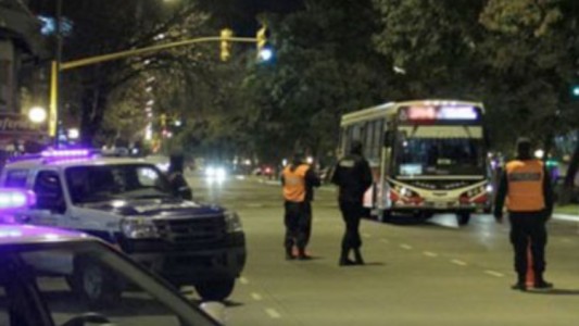 Coronavirus: otros seis municipios bonaerenses retroceden de fase y deben aplicar restricción nocturna