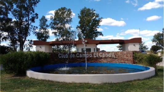 Golpe comando en un country de Guernica