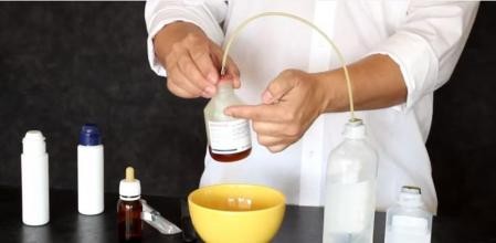 La ANMAT reitera la recomendación de no consumir productos con dióxido de cloro