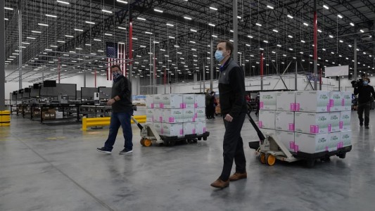 Denuncia: solo diez países concentran el 95% de las vacunas contra el coronavirus