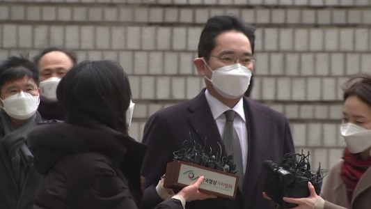 El heredero de Samsung, peso por pagar coimas