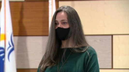 Recompensan a moza "heroína": con una nota, salvó a un nene de sus padres maltratadores