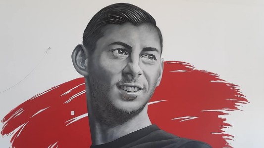 "Siempre en nuestros corazones": nuevo mural en Progreso en homenaje a Emiliano Sala
