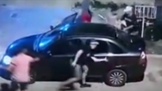 Quiso evitar que le robaran y atropelló a su amigo