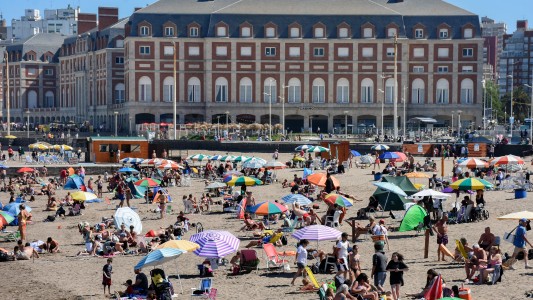 Más de 830 mil turistas veranearon en Mar del Plata en enero