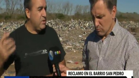 Rehenes del basural