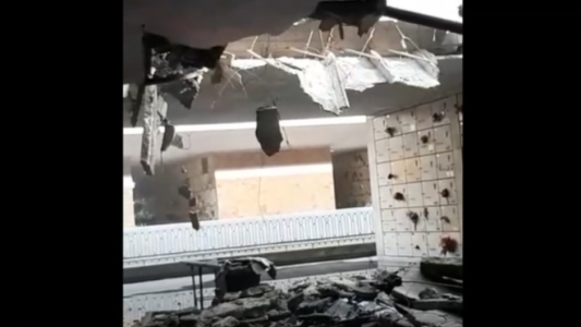 Se derrumbó el techo del cementerio de Flores