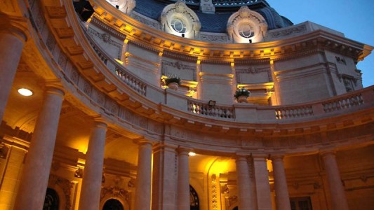 Eventos en el Palacio San Martín: el Gobierno revocó una decisión del macrismo que permitía alquilarlo