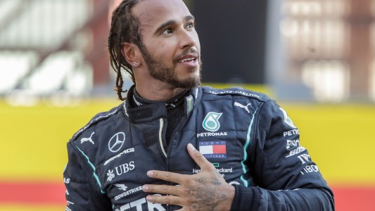 Lewis Hamilton seguirá en Mercedes en la temporada 2021