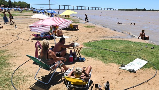 El río Paraná casi cuadriplicó su caudal en menos de un mes