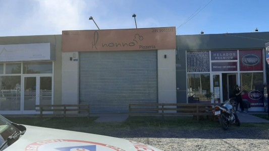 Pérdidas materiales en una pizzeria porque se olvidaron un pollo adentro del horno encendido
