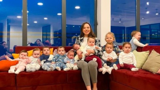 La joven madre que tiene 11 hijos y quiere tener 90 más por subrogación de vientre