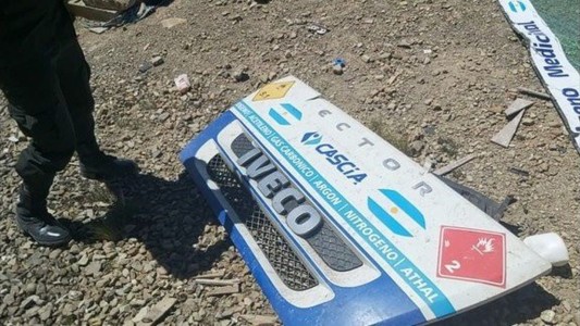 Bolivia: explotó un camión que transportaba oxígeno medicinal y murieron dos argentinos