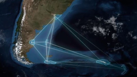 Buscan que el Agujero Azul sea un santuario para proteger la biodiversidad marina