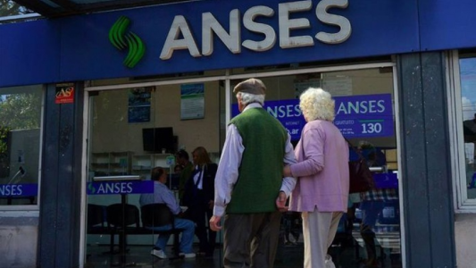 Suba de jubilaciones: expectativas por el anuncio de un bono