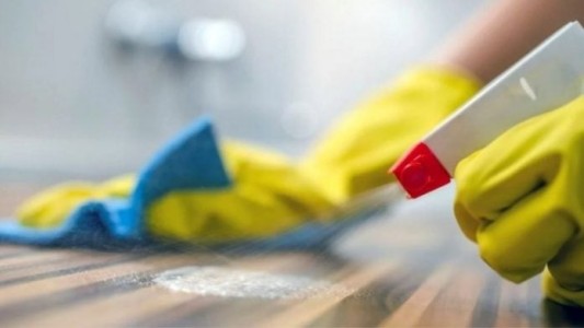 Condenaron a un hombre a pagarle a su ex por el trabajo doméstico que hizo durante 30 años