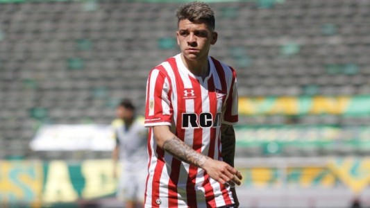 Estudiantes separó del plantel a Diego García, denunciado por presunto abuso sexual