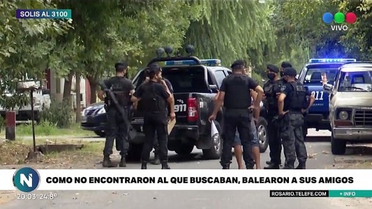 Como no lo encontraron, dispararon contra sus amigos para dejarle un mensaje