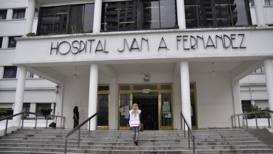 Murieron por covid dos médicos de la Ciudad que aún no habían sido vacunados