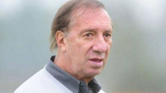 Carlos Bilardo, internado en una residencia geriátrica, fue vacunado contra el coronavirus